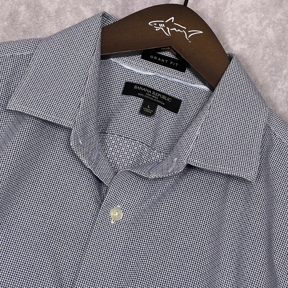 Banana Republic Button Down Mens Large Blue Grant Fit Non-Iron Stretch Geometric